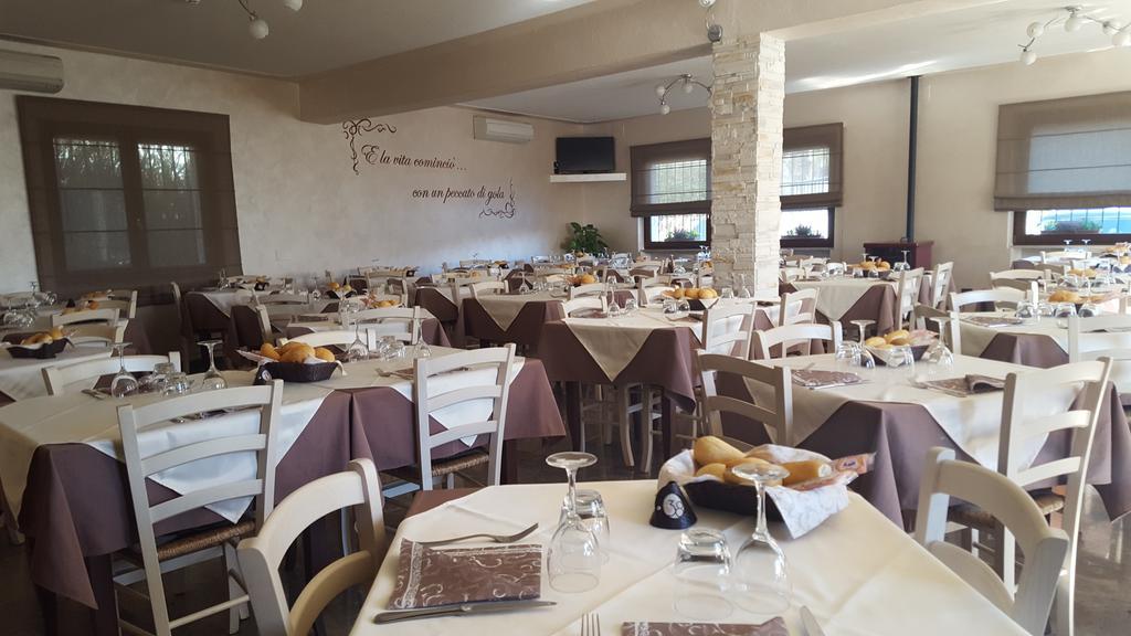 Al Borgo Alloggi Desenzano del Garda Exterior foto